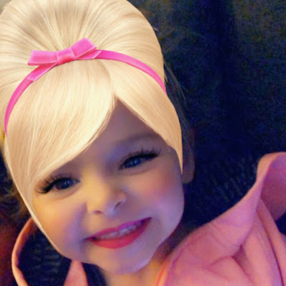 Meet your Posher, Holli